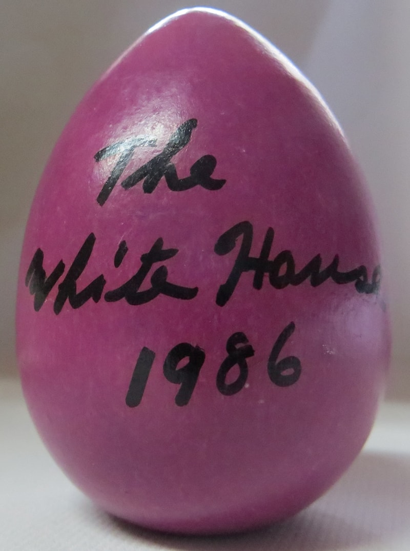 1986 Official White House Wooden Easter Egg Assorted